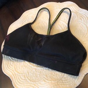 Lululemon classic stretch racerback removable padded sports bra